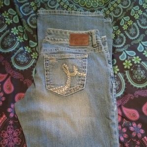 Maurices jeans